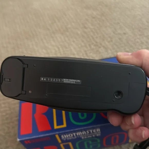 Ricoh Shotmaster Tru-Zoom Date 35mm Camera - Picture 4 of 9